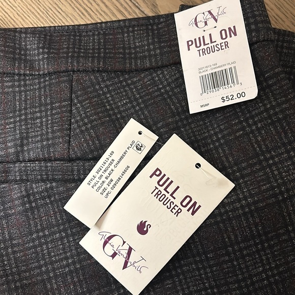 Gloria Vanderbilt Pull On Trouser. Size 22W. Color Black - Chambery Plaid - Picture 2 of 9